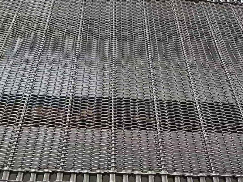 清洗机网链按材质、结构差异，适配不同清洗对象与工艺